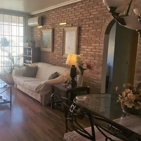 Penthouse Mit Drei Schlafzimmern In Der Naehe Von Natuerlichen Schwimmbaedern Apartment *